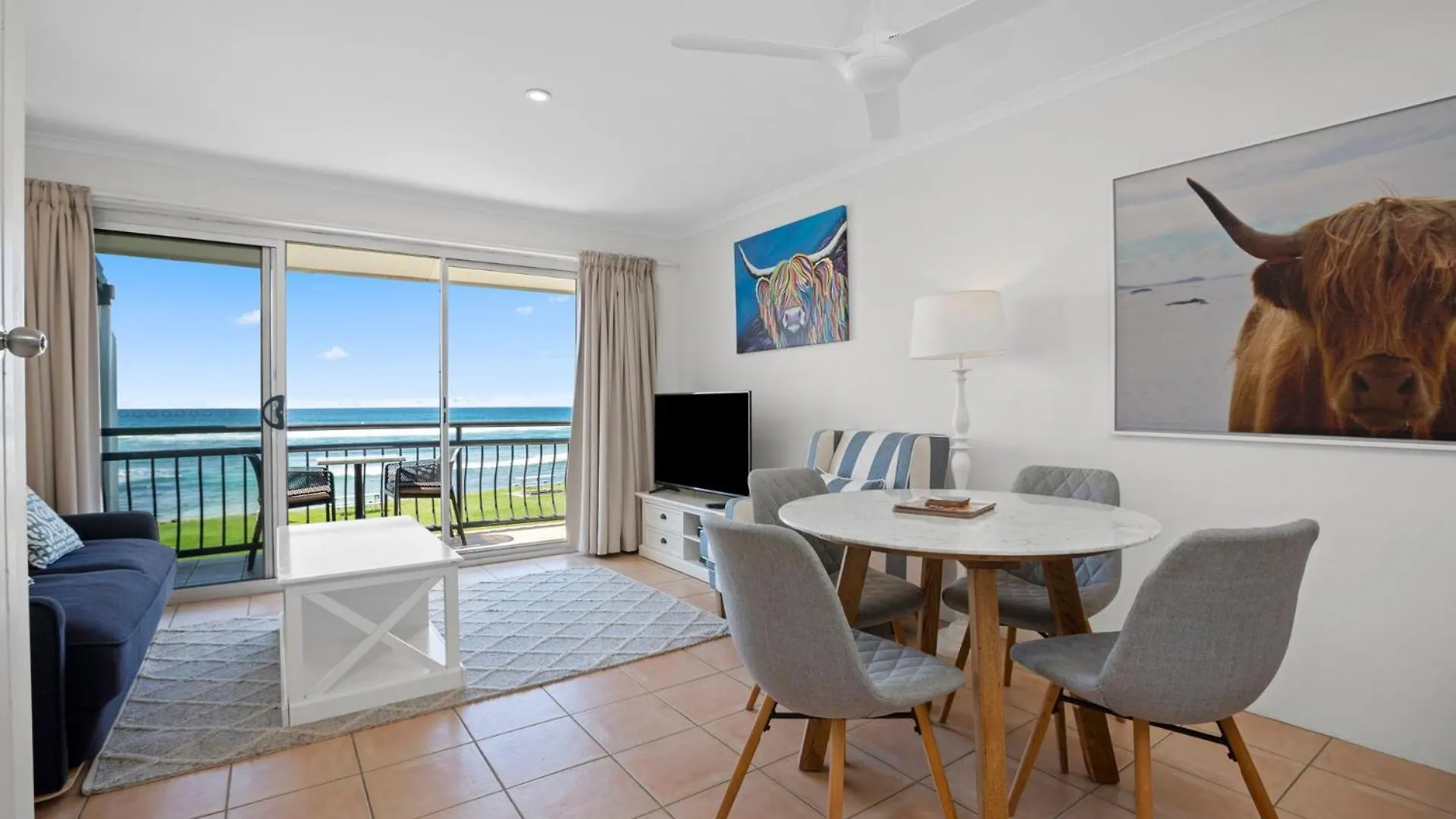 Absolute Beachfront Apartment 9T Lennox Head